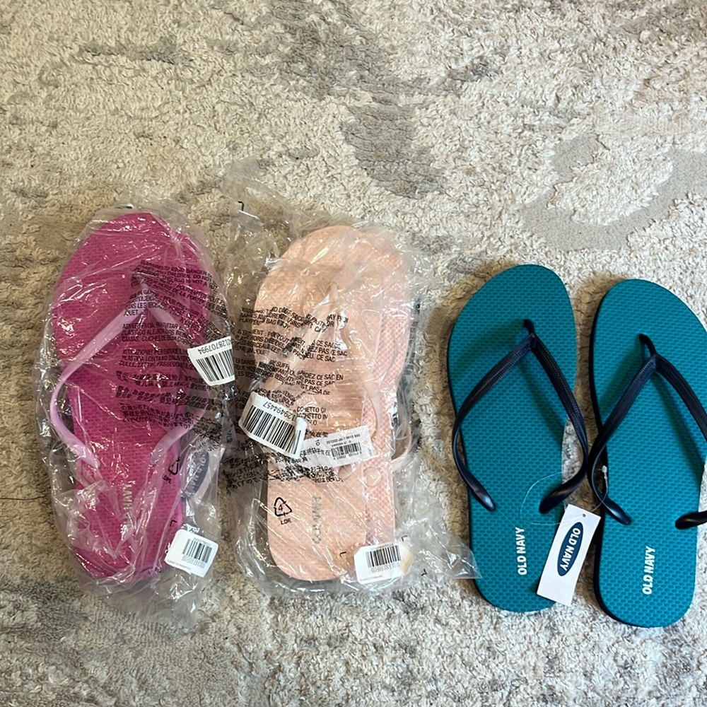 NWT Old Navy Flip Flops